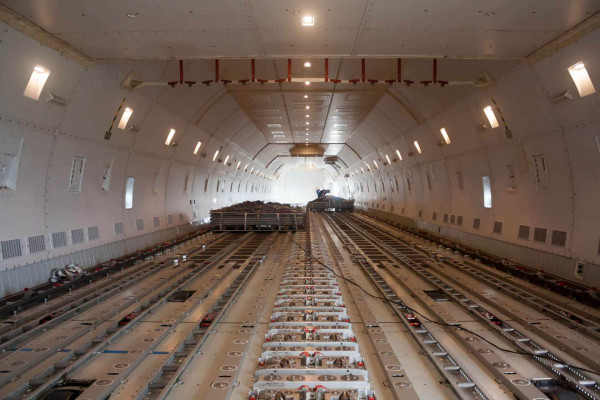Rapatriement de corps par avion aux Mureaux