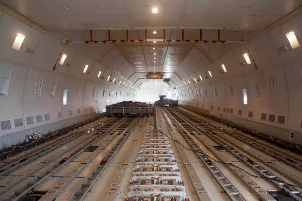 Rapatriement de corps par avion aux Mureaux
